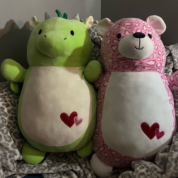 RARE Desmund dragon hugmee and pink cheetah hugmee 26” squishmallows - Picture 1 of 1